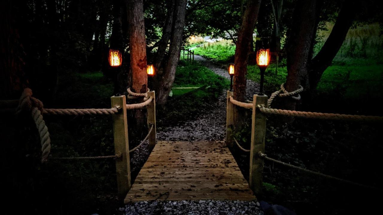 Emlyn'S Coppice - Luxury Woodland Glamping Villa Holywell  Eksteriør bilde