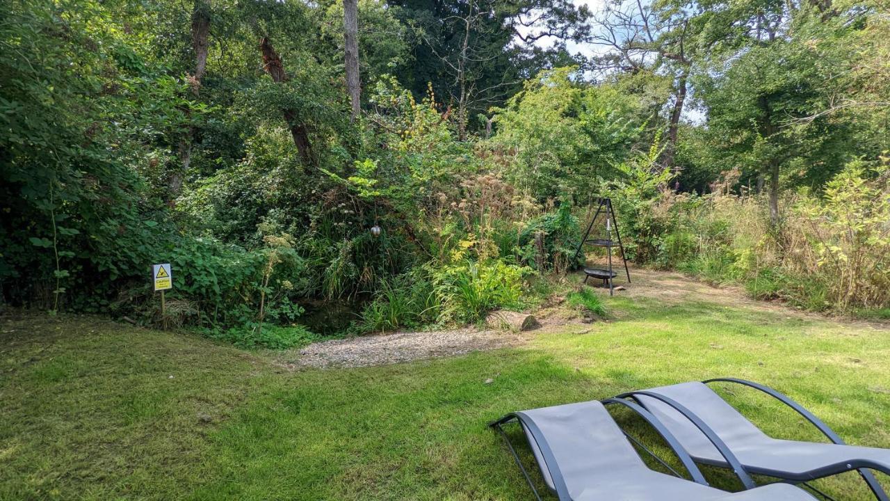 Emlyn'S Coppice - Luxury Woodland Glamping Villa Holywell  Eksteriør bilde
