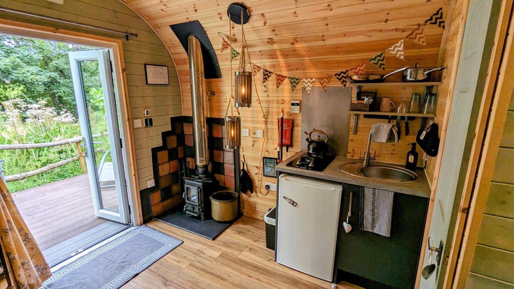 Emlyn'S Coppice - Luxury Woodland Glamping Villa Holywell  Eksteriør bilde