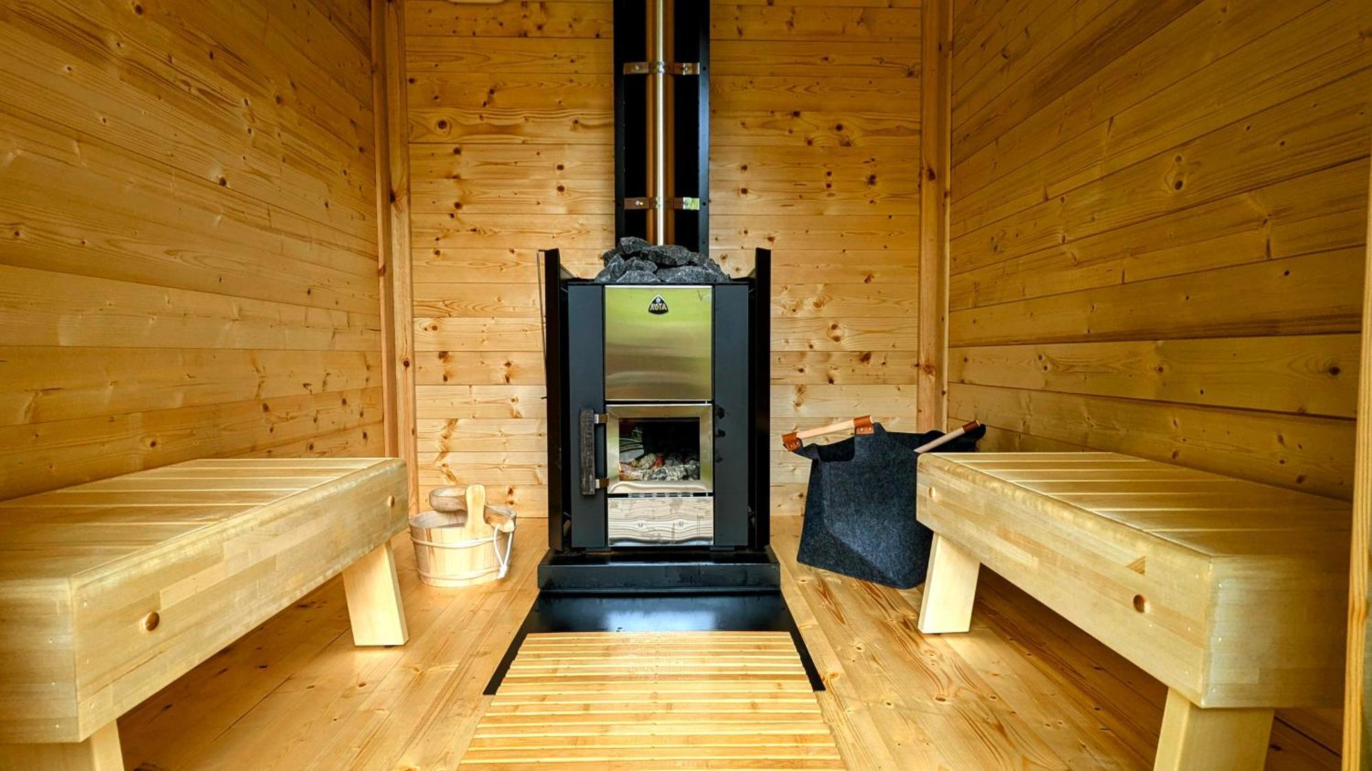Emlyn'S Coppice - Luxury Woodland Glamping Villa Holywell  Eksteriør bilde