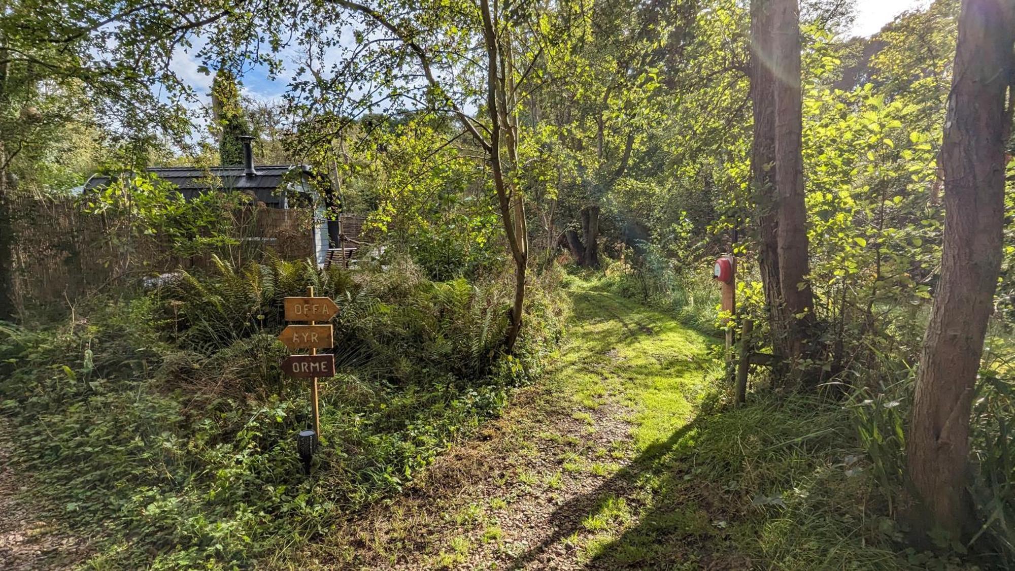 Emlyn'S Coppice - Luxury Woodland Glamping Villa Holywell  Eksteriør bilde